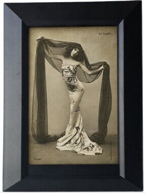 Vintage Victorian Woman Fashion beauty antique framed photo print unique Frame